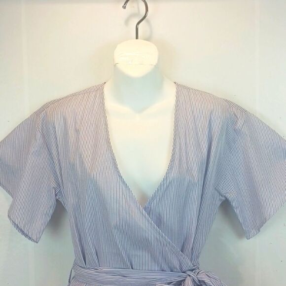 Romeo & Juliet Couture pin stripe V neck ruffle hem mini wrap dress ( M) Preppy - Picture 4 of 13